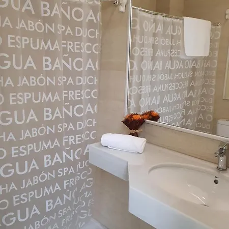 Casa Sevillana Centro Homestay